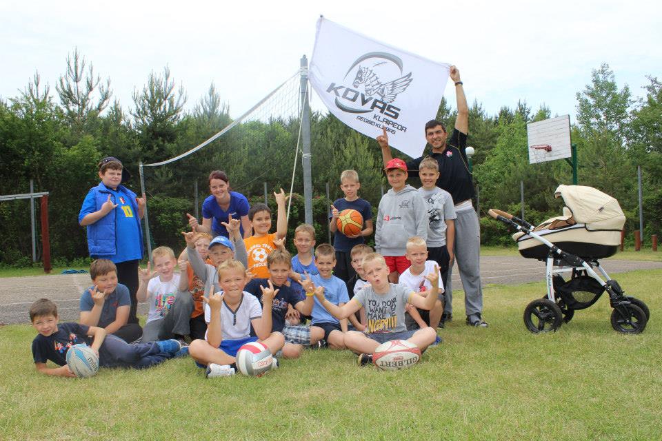 “Baltic Pallet – Klaipėdos Kovas” vaikų regbio stovykla pajūryje